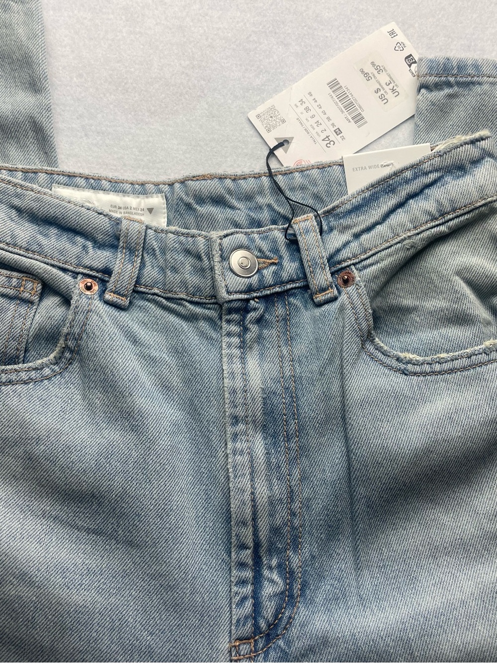Zara Light Wash Wide-Leg Jeans - Picture 2 of 14